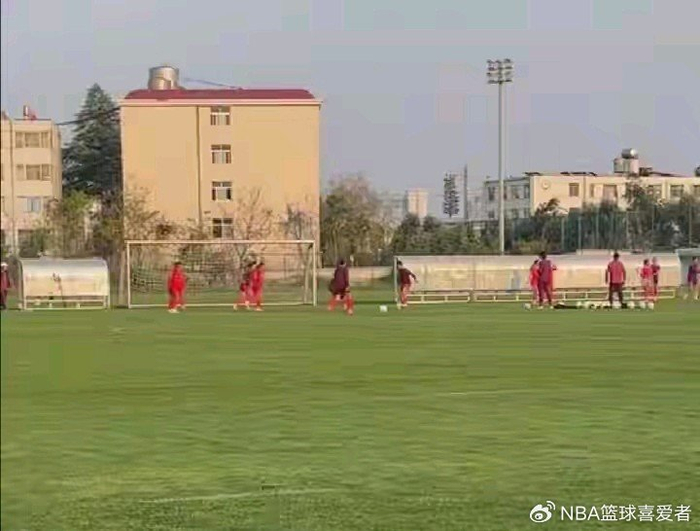 U17女足逼平亚冠冠军武汉车谷江大，青春对决点