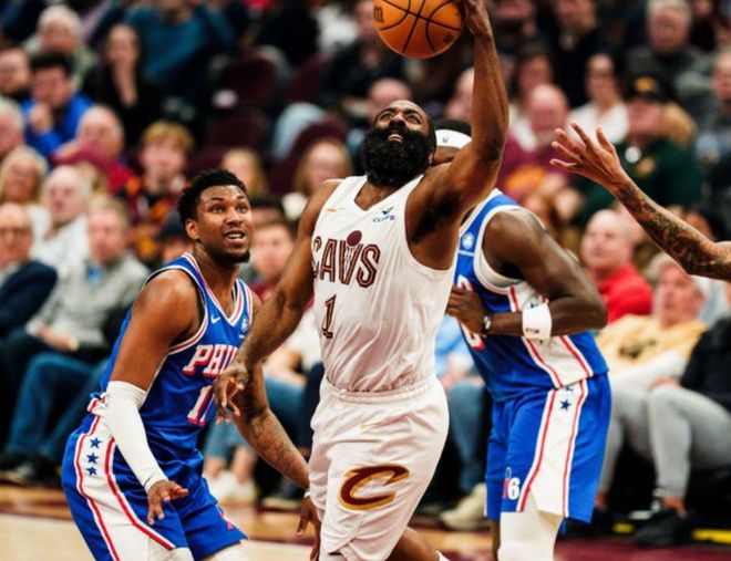 哈登带伤出战骑士力克76人 胜利巩固东部第四