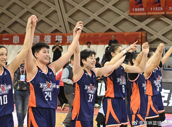 王雪朦决胜局轰24分率新疆女篮淘汰山东晋级半决