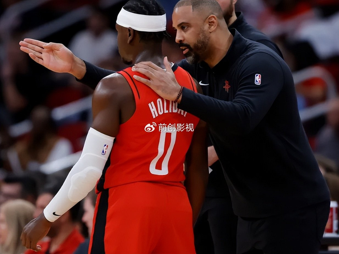 火箭转正戴维森 牛顿入选发展联盟第一阵容